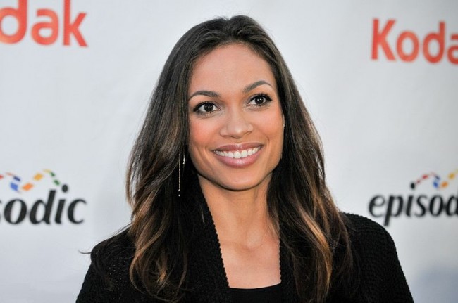 800px-Rosario Dawson at the Streamy awards