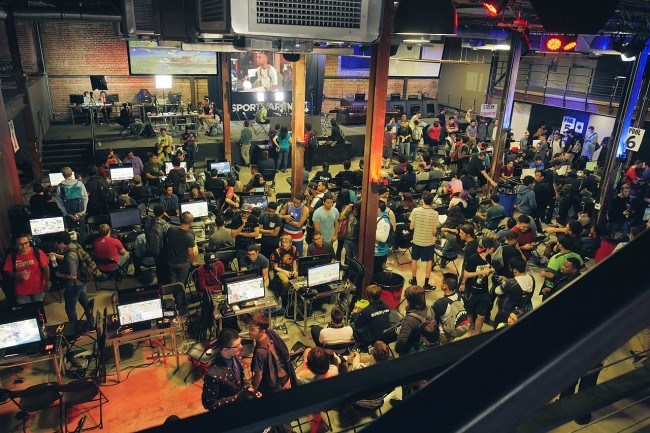 1280px-2GGC Greninja Saga Crowd Shot 2