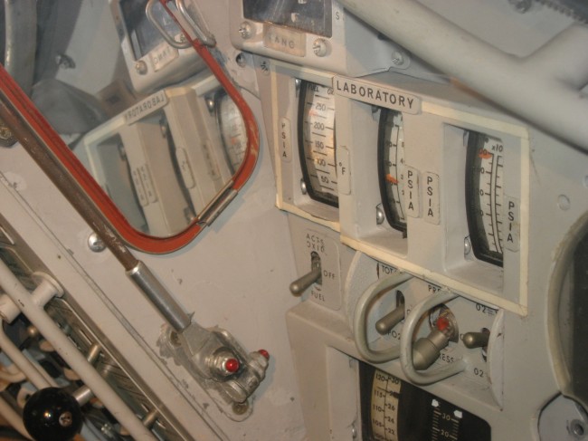 Gemini-B Inside Display Panel