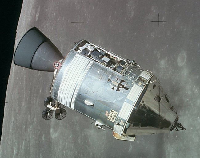 Apollo CSM lunar orbit