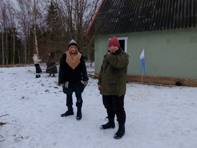 UL mäng 01 00 gemmid